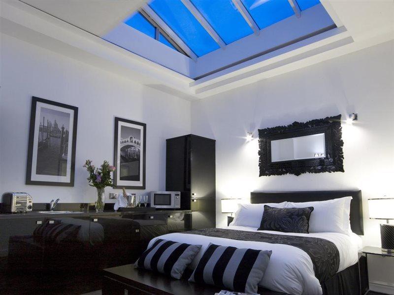 Strozzi Palace Suites By Mansley Cheltenham Dış mekan fotoğraf