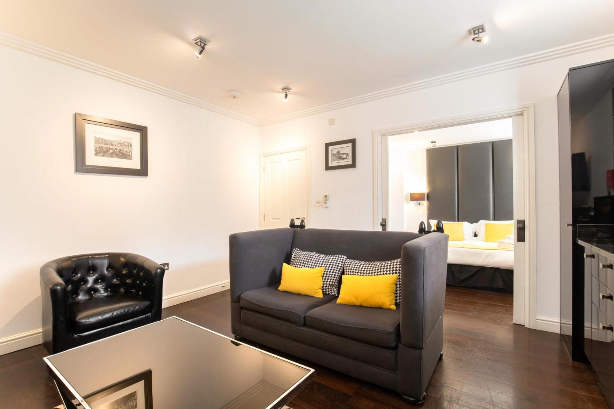 Strozzi Palace Suites By Mansley Cheltenham Dış mekan fotoğraf