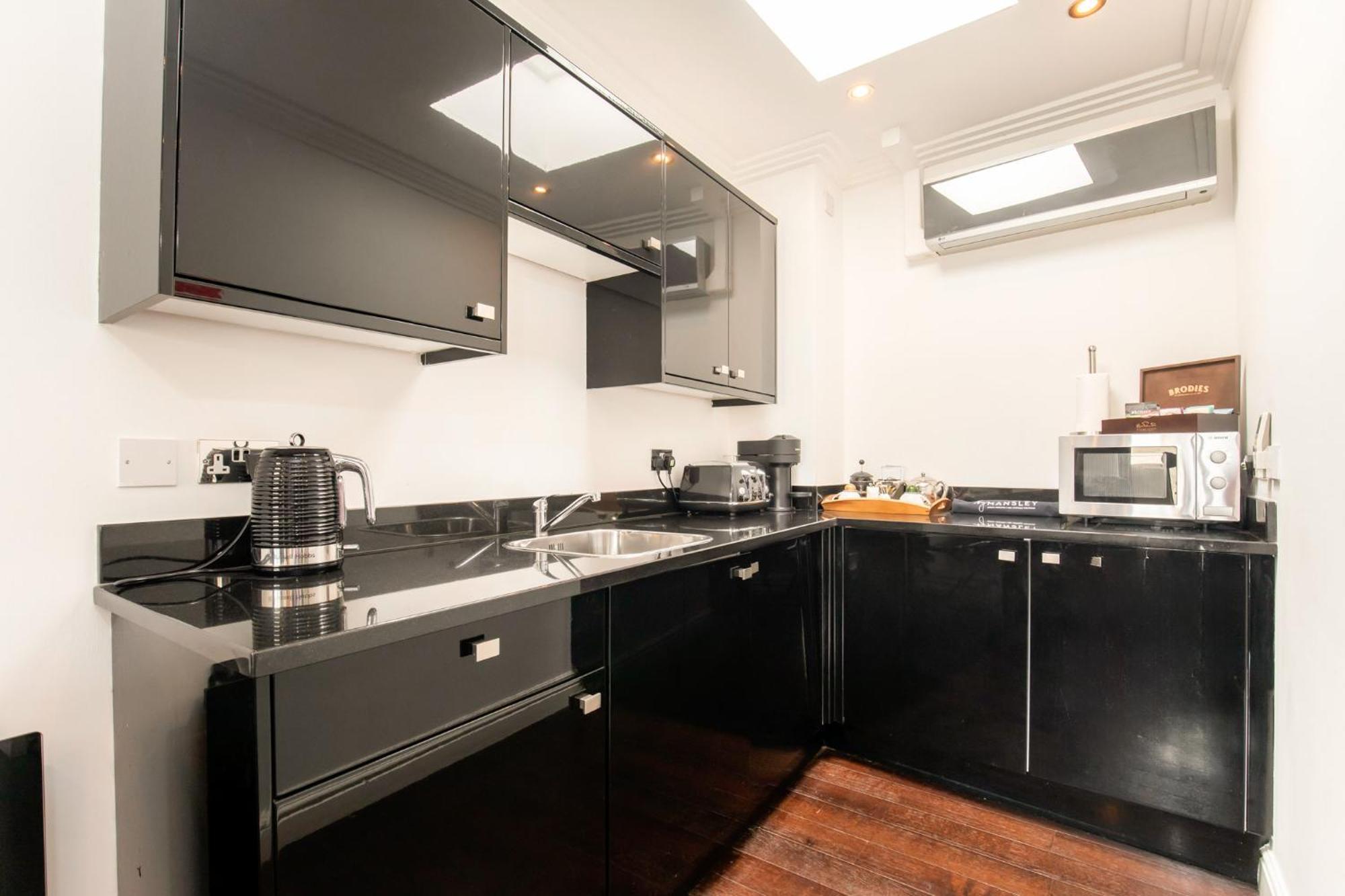 Strozzi Palace Suites By Mansley Cheltenham Dış mekan fotoğraf