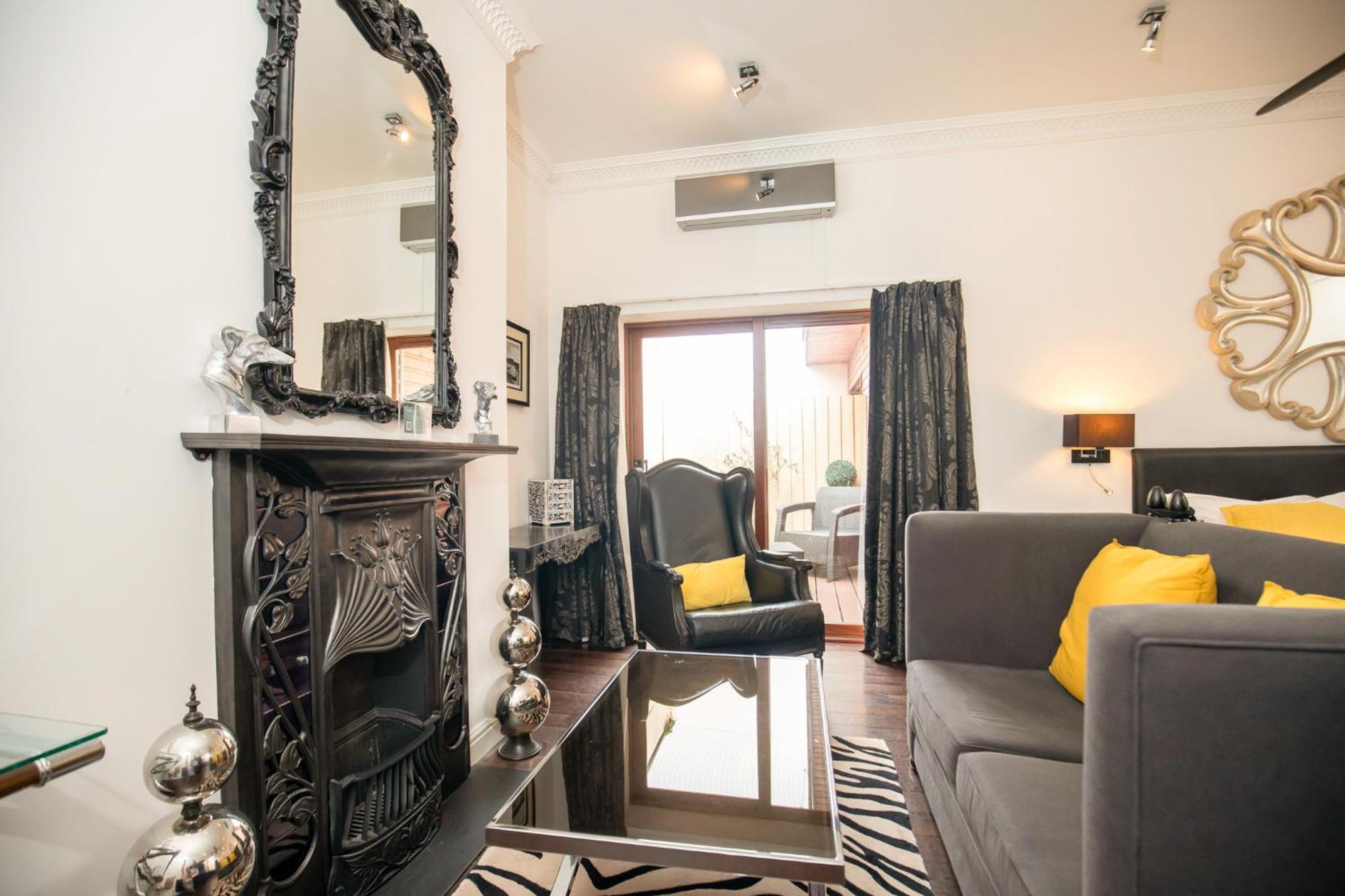 Strozzi Palace Suites By Mansley Cheltenham Dış mekan fotoğraf